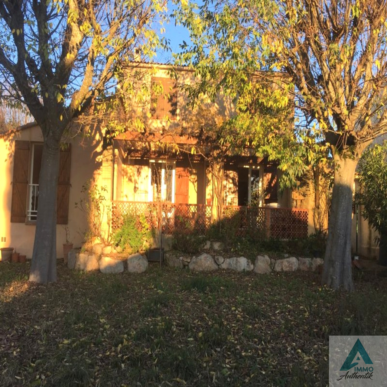 vente SAINTZACHARIE MAISON TYPE 4/5 JARDIN